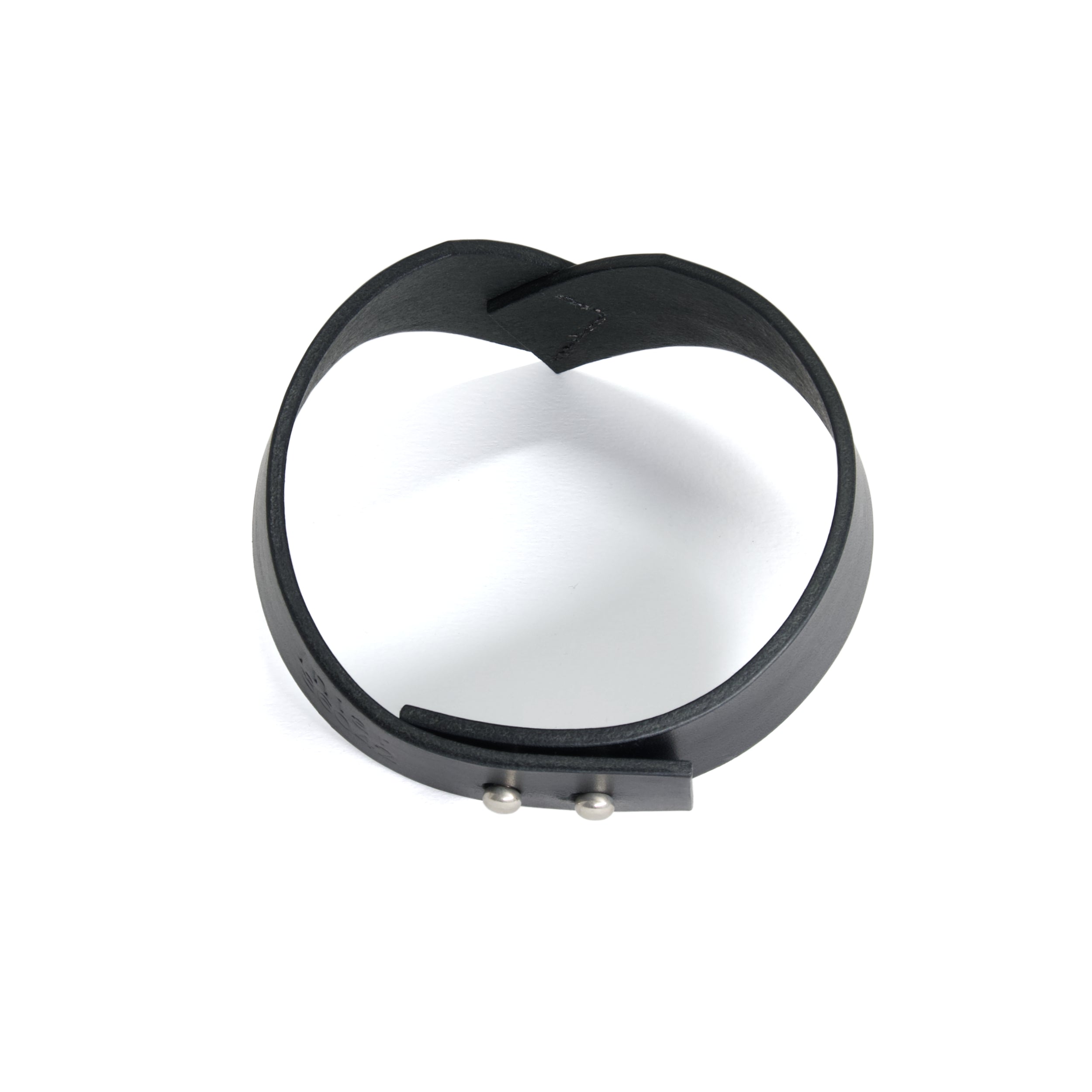 black leather choker v-shaped back